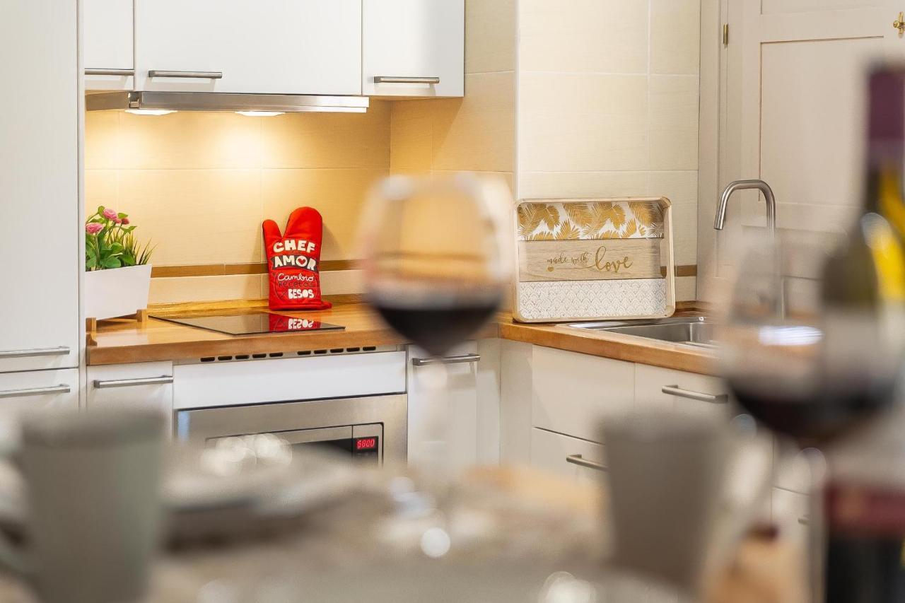 Central Malaga Apartment At Mitjana Plaza Luaran gambar