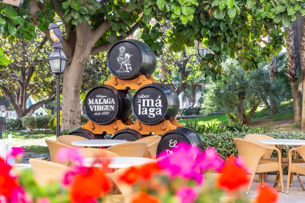 Central Malaga Apartment At Mitjana Plaza Luaran gambar